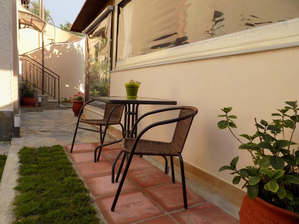 Alisachni Apartment Paralia Panteleimonos Exterior photo